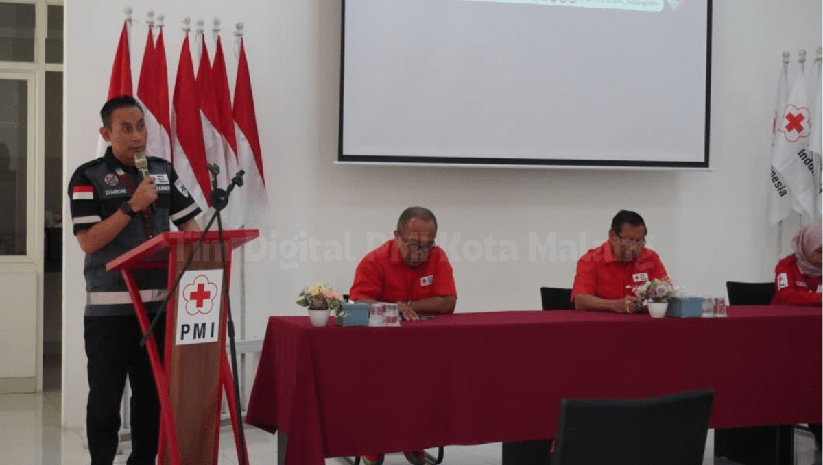 Penyampaian laporan Ketua Panitia Pelatihan Ambulans PMI Kota Bengkulu